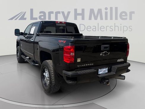 Used 2019 Chevrolet Silverado 2500 High Country AWD/4WD image 3