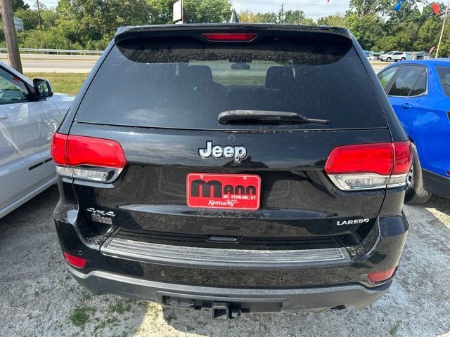 Used 2018 Jeep Grand Cherokee Laredo AWD/4WD image 22