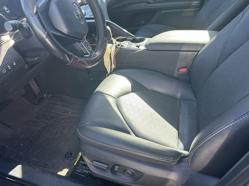 Used 2024 Toyota Camry XSE image 10