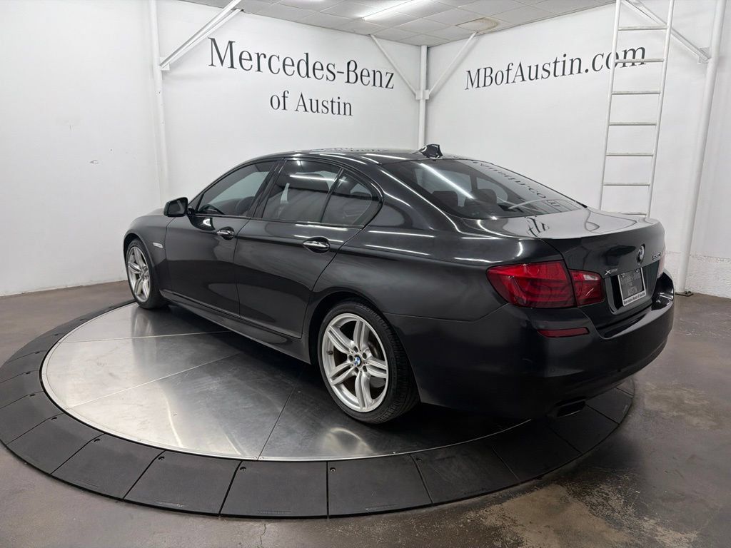 Used 2013 BMW 550i xDrive Sedan AWD/4WD image 5