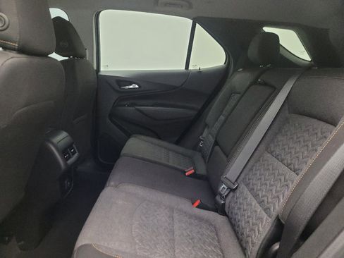 Used 2022 Chevrolet Equinox LT FWD image 18