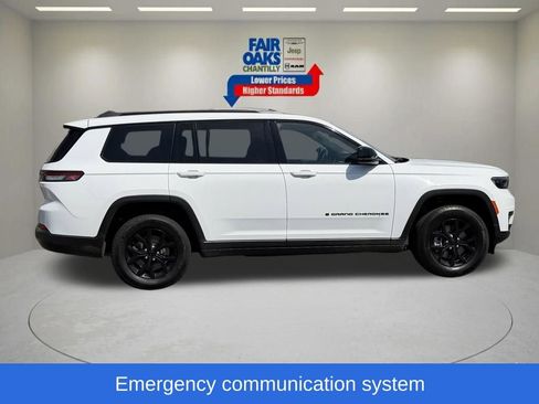 Used 2025 Jeep Grand Cherokee L Altitude image 6