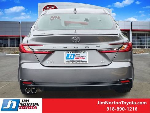Used 2025 Toyota Camry SE w/ Multimedia Upgrade Package AWD/4WD image 7