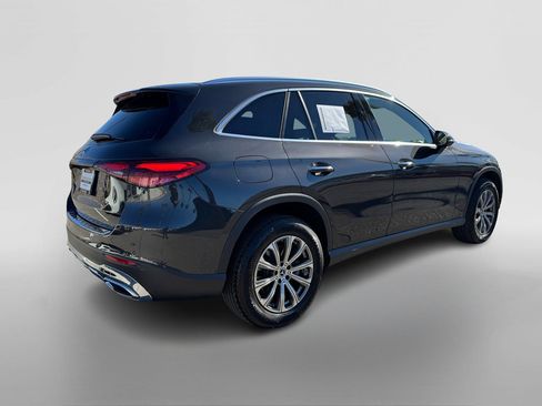Certified 2025 Mercedes-Benz GLC 300 image 5