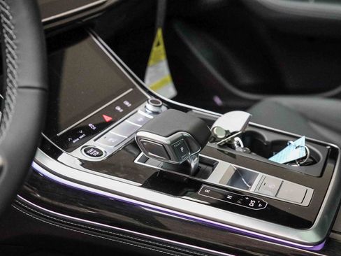 New 2026 Audi Q8 Premium Plus image 25