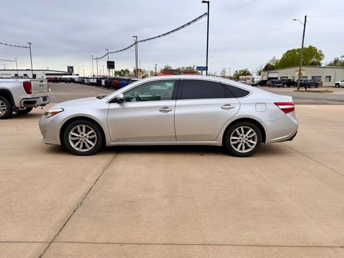 Used 2014 Toyota Avalon XLE Premium image 6
