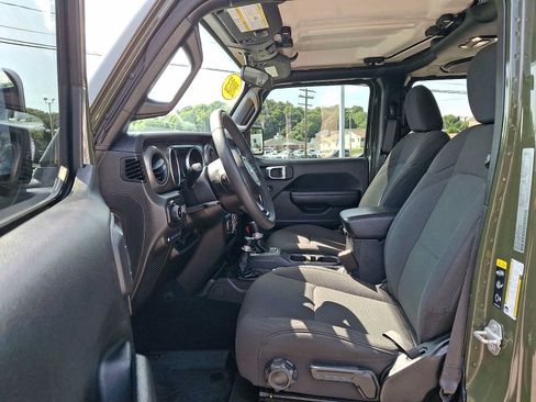 Used 2023 Jeep Wrangler Unlimited w/ Cold Weather Group AWD/4WD image 13
