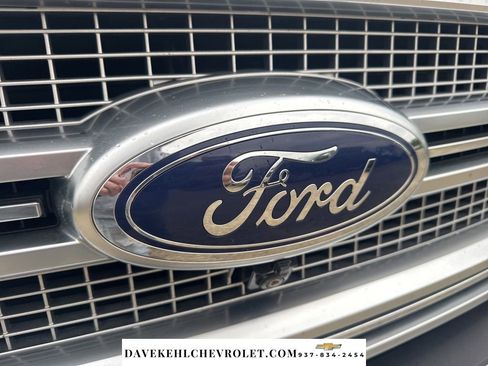 Used 2015 Ford F150 Platinum w/ Equipment Group 701A Luxury AWD/4WD image 45