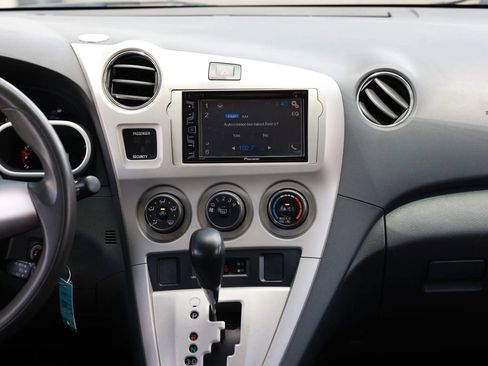 Used 2011 Toyota Matrix w/ Matrix Sport Pkg FWD image 34