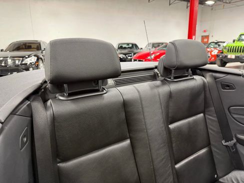 Used 2011 BMW 128i Convertible image 49