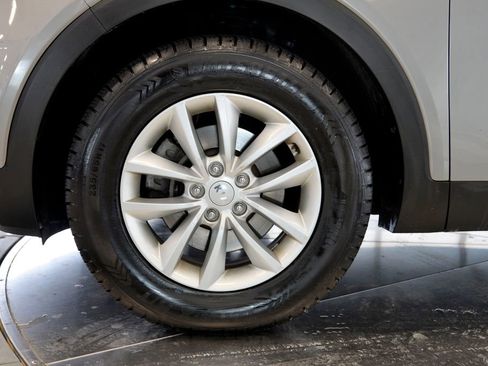 Used 2018 Kia Sorento L image 10