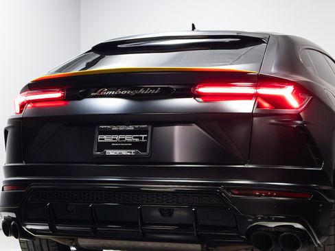 Used 2022 Lamborghini Urus image 83