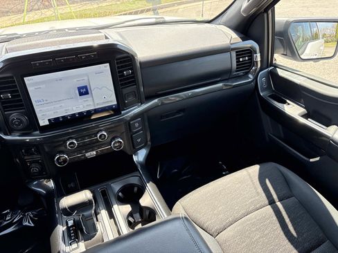 Used 2021 Ford F150 XLT w/ Equipment Group 302A High image 28