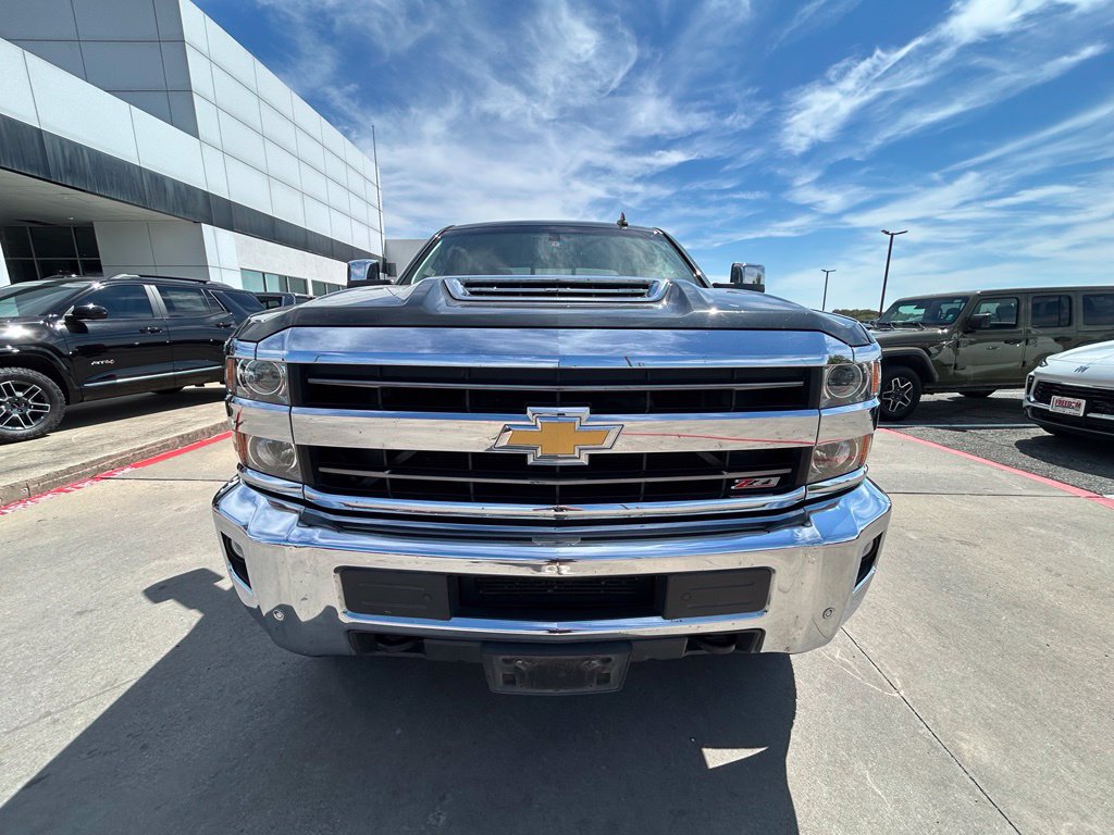 Used 2019 Chevrolet Silverado 2500 LTZ w/ Duramax Plus Package AWD/4WD image 5