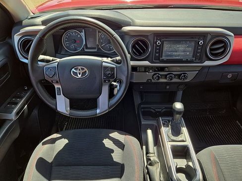 Used 2017 Toyota Tacoma SR5 w/ Tow Package image 18