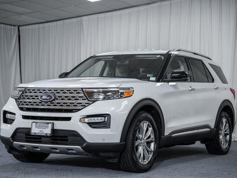 Certified 2020 Ford Explorer Limited image 3