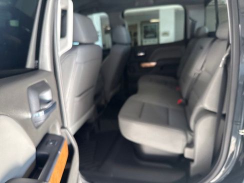 Used 2018 Chevrolet Silverado 1500 LTZ w/ LTZ Plus Package AWD/4WD image 24