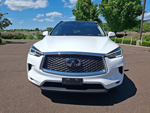 Certified 2023 INFINITI QX50 Luxe w/ Cargo Package AWD/4WD image 2