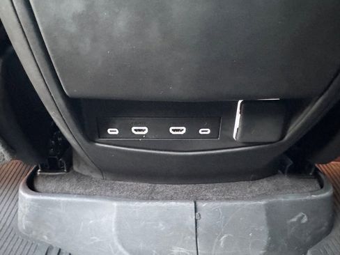 Used 2024 Cadillac Escalade V w/ LPO, ONYX Package image 38