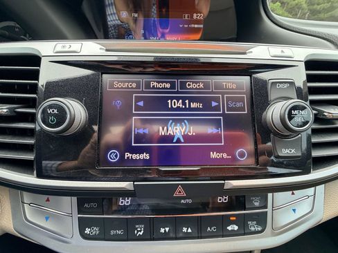 Used 2015 Honda Accord EX-L image 21