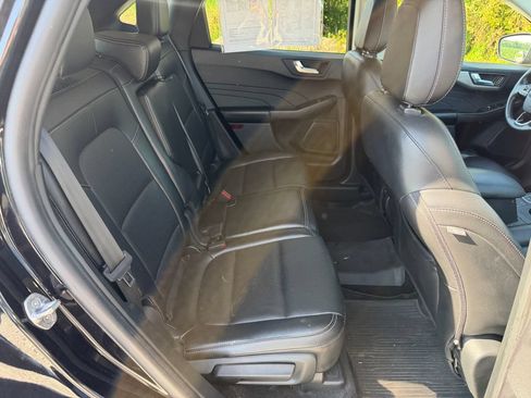 Used 2022 Ford Escape SEL FWD image 21