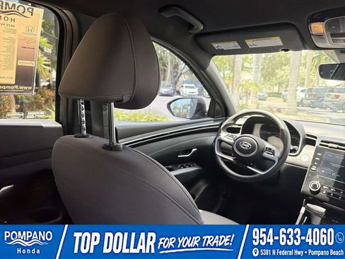Used 2023 Hyundai Santa Cruz SEL AWD/4WD image 18