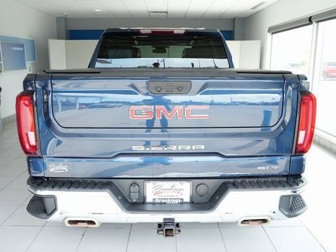 Used 2022 GMC Sierra 1500 SLT w/ X31 Off-Road Package image 7