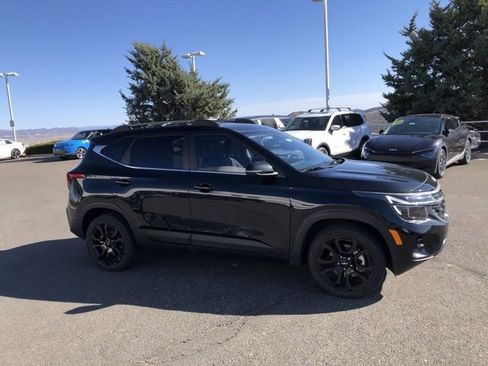 Certified 2024 Kia Seltos X-Line image 5