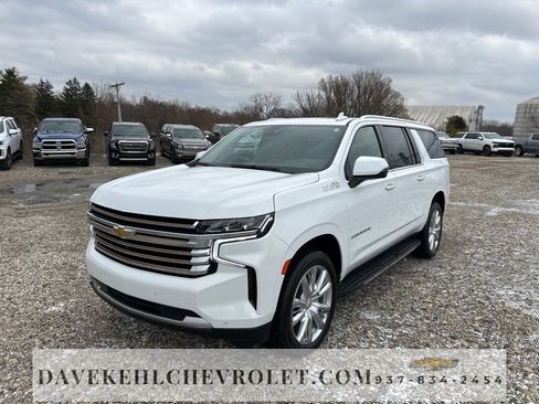 Certified 2023 Chevrolet Suburban High Country image 1