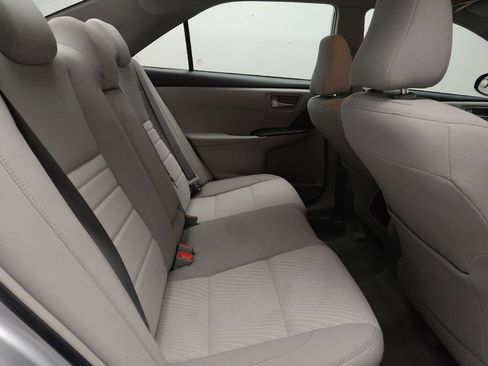 Used 2017 Toyota Camry LE image 19