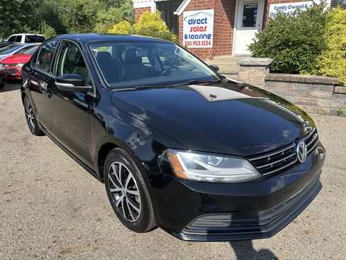 Used 2018 Volkswagen Jetta SE image 10