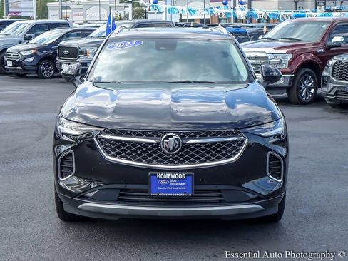 Used 2023 Buick Envision Avenir AWD/4WD image 2
