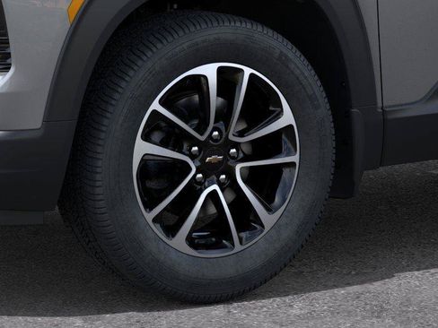 New 2026 Chevrolet TrailBlazer LT w/ Convenience Package AWD/4WD image 9