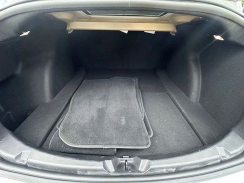 Used 2018 Tesla Model 3 Mid Range image 17