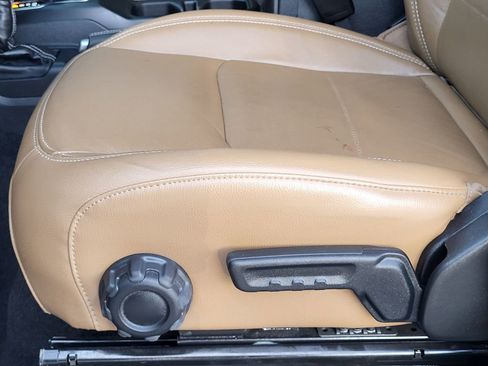 Used 2023 Jeep Wrangler Sahara w/ Cold Weather Group image 22