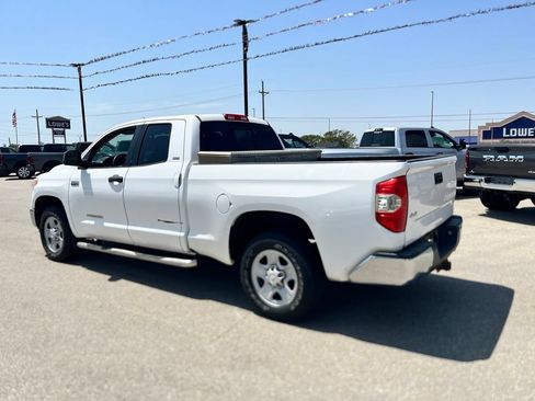 Used 2015 Toyota Tundra SR5 AWD/4WD image 4