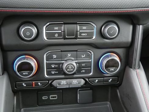 Used 2023 Chevrolet Suburban RST w/ Sport Performance Package AWD/4WD image 22