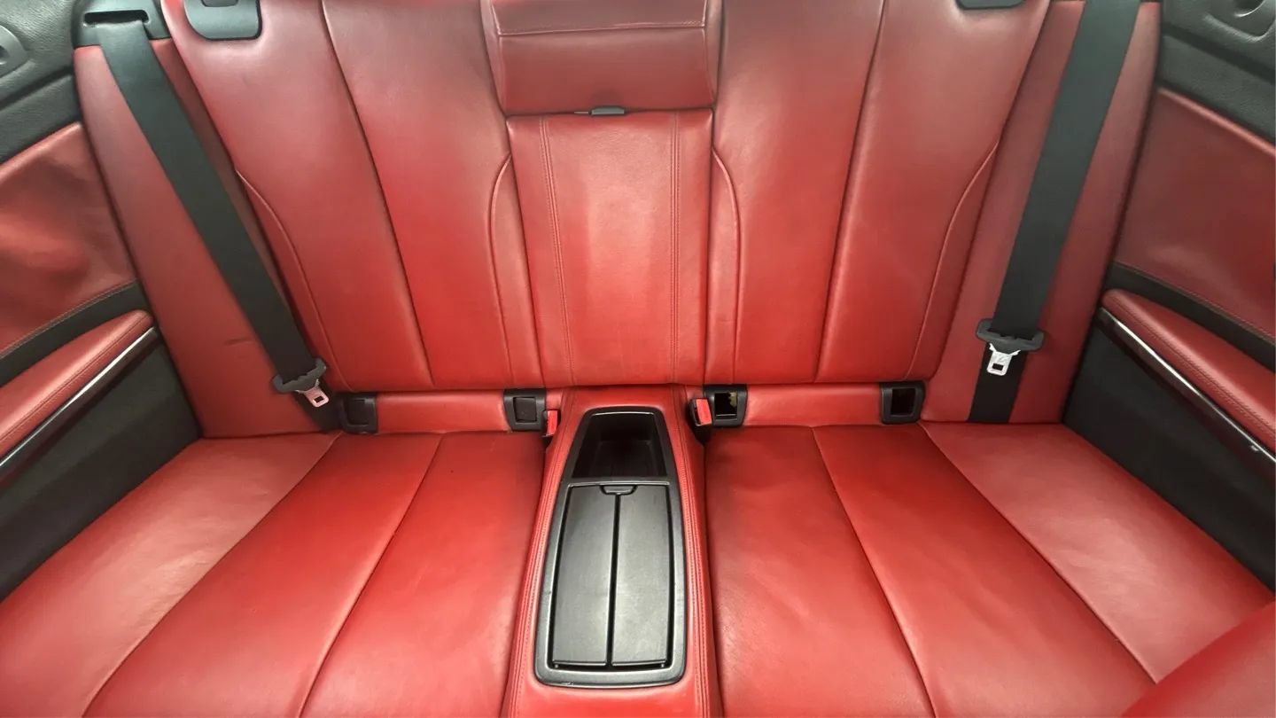 Used 2016 BMW M4 Convertible RWD image 21