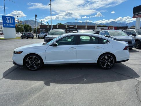 Certified 2023 Honda Accord Sport image 9