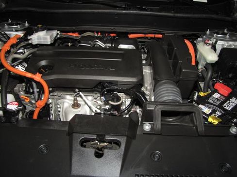 Certified 2025 Honda CR-V Sport-L image 22