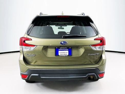 Used 2022 Subaru Forester Premium AWD/4WD image 15