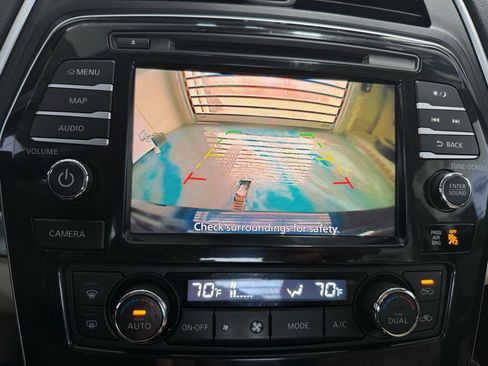 Used 2019 Nissan Maxima 3.5 SV w/ Illumination Package FWD image 32