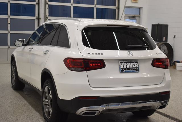 Used 2022 Mercedes-Benz GLC 300 4MATIC image 10