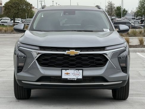 New 2026 Chevrolet Trax LT image 7