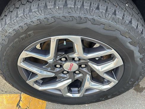 Certified 2023 GMC Sierra 1500 SLT w/ SLT Premium Package image 13