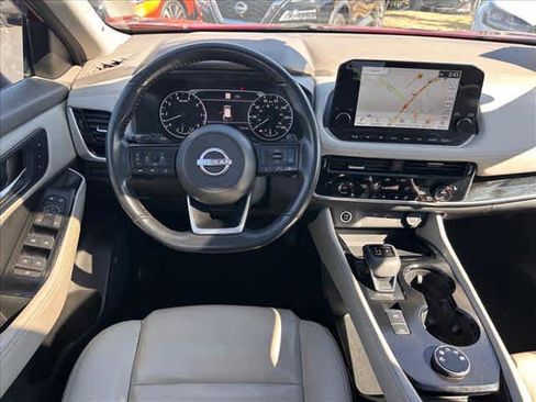 Used 2023 Nissan Rogue SL w/ SL Premium Package image 10