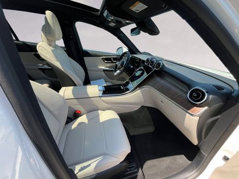 Certified 2026 Mercedes-Benz GLC 300 4MATIC image 15