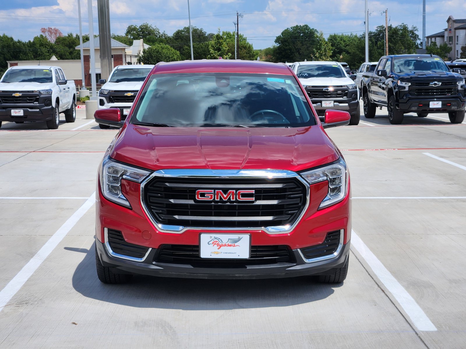Certified 2024 GMC Terrain SLE AWD/4WD image 7
