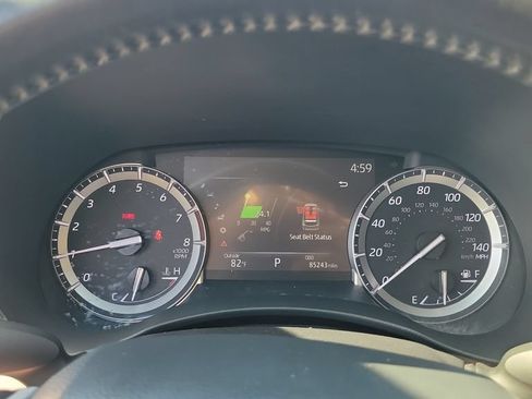 Used 2022 Toyota Highlander XLE FWD image 26