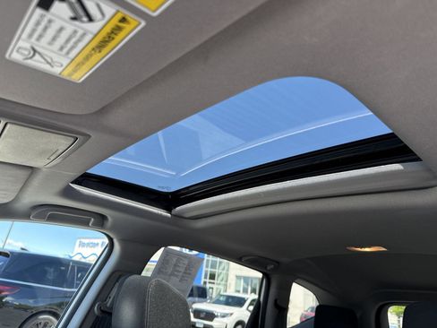 Used 2019 Honda CR-V EX image 16